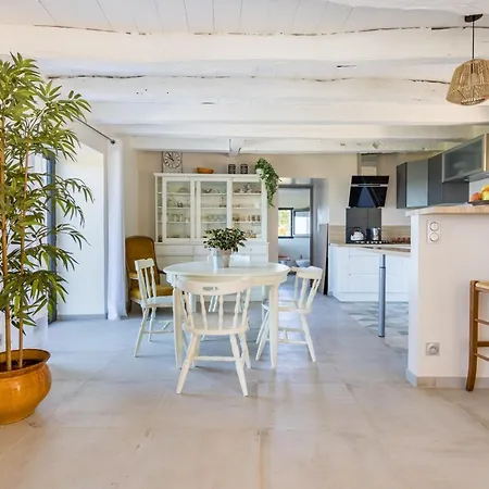 Maison D'une Avec Jardin Amenage A * Audrix